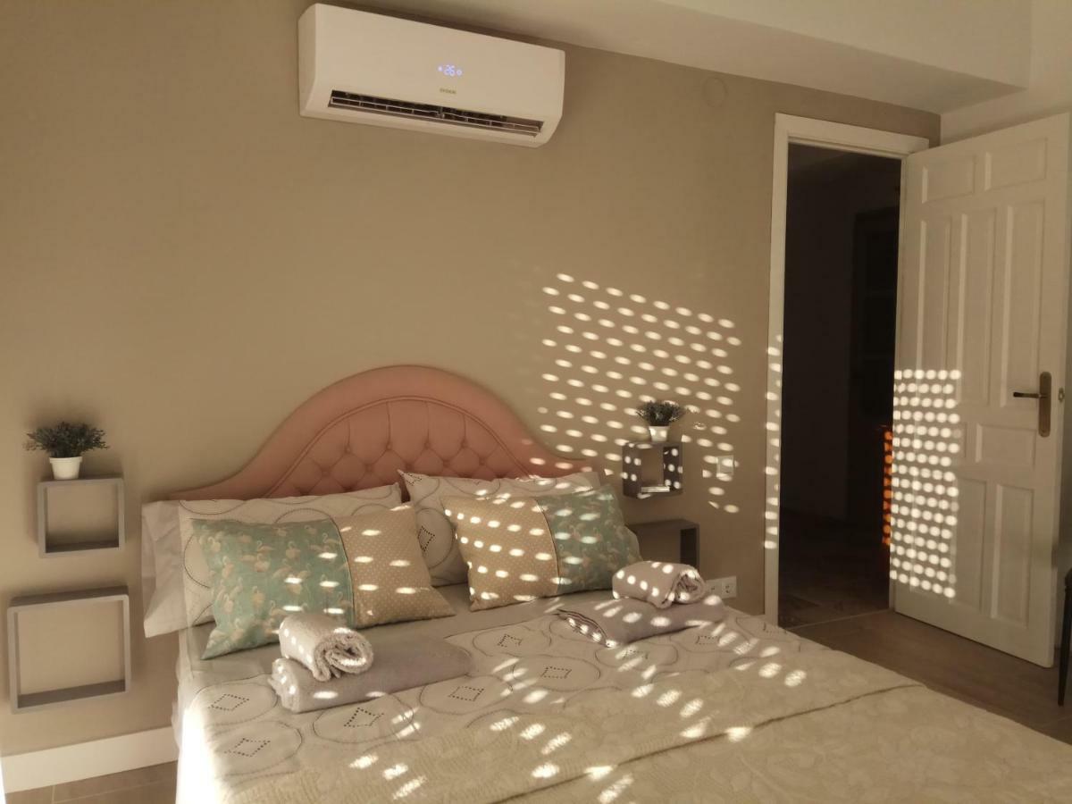 Appartamento Mini-apartment Donna Rosa D'alvadorez *